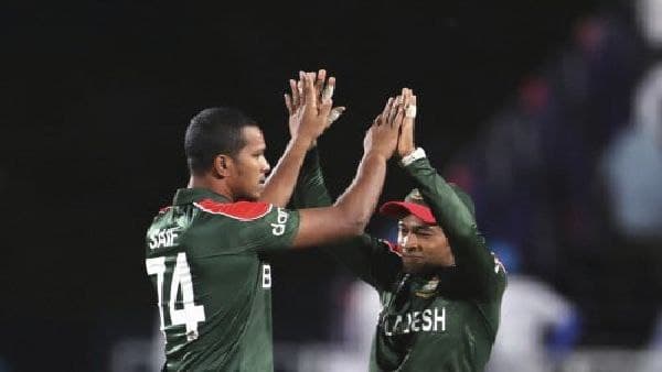 টি ২০ বিশ্বকাপের প্রথম ম্যাচেই চূর্ণ বাংলাদেশ টি ২০ বিশ্বকাপের প্রথম ম্যাচেই চূর্ণ বাংলাদেশ