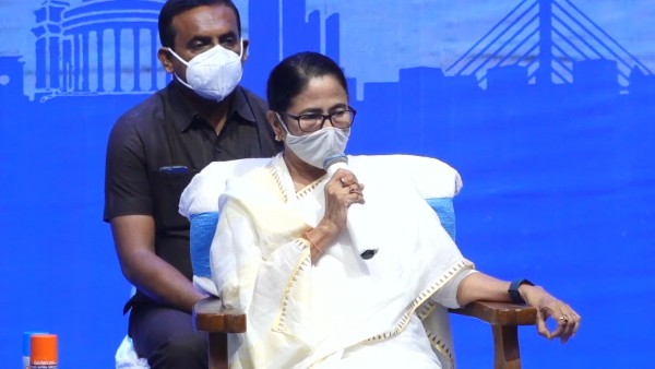 মমতার সারা দেশে নাম বাংলার সফল মুখ্যমন্ত্রী হিসেবে