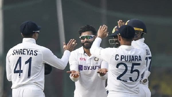 কানপুর টেস্টে নিউজিল্যান্ডকে বাঁচাল ইন্ডিয়া-কানেকশন! কানপুর টেস্টে নিউজিল্যান্ডকে বাঁচাল ইন্ডিয়া-কানেকশন!