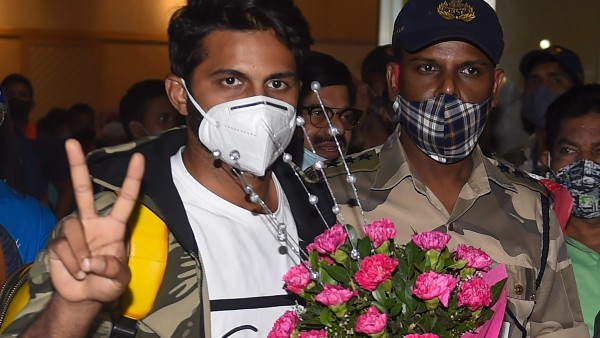 বিশ্রামে রয়েছেন শার্দুল
