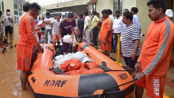 বাঁধগুলি জলপূর্ণ হয়ে গিয়েছে