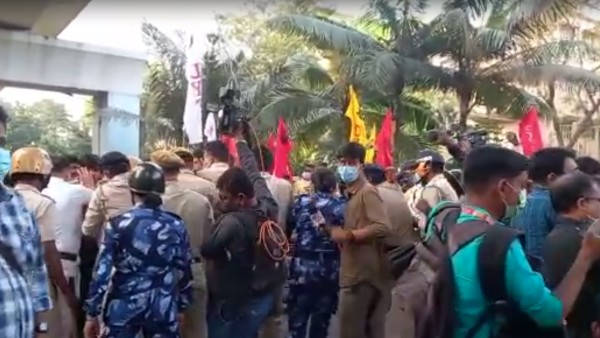 এসএসসিতে দুর্নীতির অভিযোগ