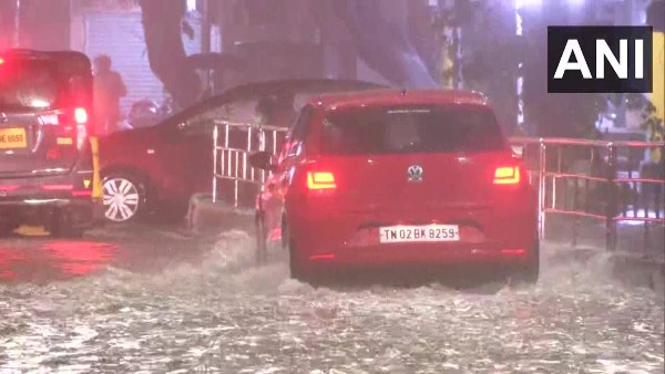 চেন্নাইতে ভারী থেকে অতিভারী বৃষ্টি–বন্যা, কমলা সতর্কতা জারি আইএমডির চেন্নাইতে ভারী থেকে অতিভারী বৃষ্টি–বন্যা, কমলা সতর্কতা জারি আইএমডির