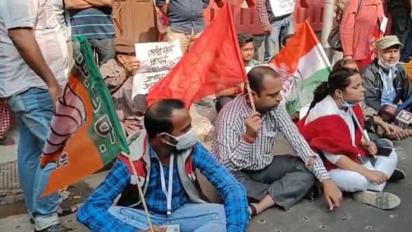 দ্বিতীয় জায়গাতে কে!