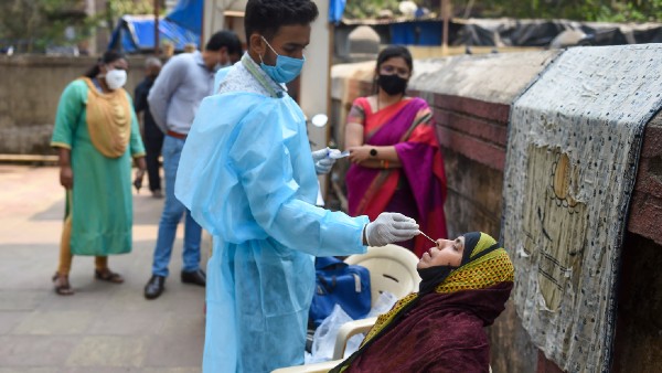 ওমিক্রন নিয়ে সতর্কবার্তা