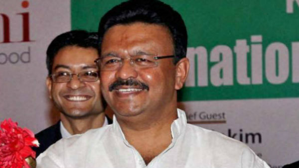 সাতে সাত করে মেয়র হওয়ার দাবি জোরালো করেন ফিরহাদ