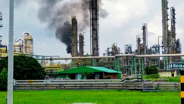 হলদিয়া পেট্রোকেমের অগ্নিকাণ্ডের তদন্তে IOC-র বিশেষ দল হলদিয়া পেট্রোকেমের অগ্নিকাণ্ডের তদন্তে IOC-র বিশেষ দল
