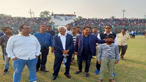 বিরাটকে সরিয়ে রোহিত