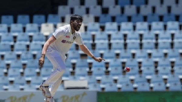 সেঞ্চুরিয়নে শামি-সিরাজের দাপটে চাপে দক্ষিণ আফ্রিকা সেঞ্চুরিয়নে শামি-সিরাজের দাপটে চাপে দক্ষিণ আফ্রিকা