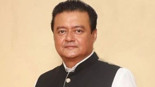 ‘বব বিশ্বাসের’ পর চ্যালেঞ্জিং চরিত্রে শাশ্বত, নতুন লুকে কেমন লাগছে অভিনেতাকে ‘বব বিশ্বাসের’ পর চ্যালেঞ্জিং চরিত্রে শাশ্বত, নতুন লুকে কেমন লাগছে অভিনেতাকে