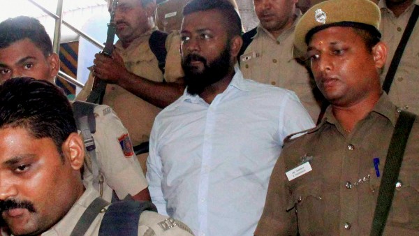 সান টিভির কর্ণধার বলে পরিচয়