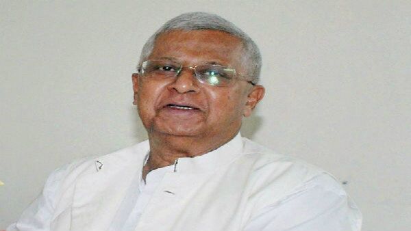 তৃণমূলে অস্বস্তি বাড়ানো নেতাদের ছেঁটে ফেলার প্রক্রিয়া শুরু! তৃণমূলে অস্বস্তি বাড়ানো নেতাদের ছেঁটে ফেলার প্রক্রিয়া শুরু!