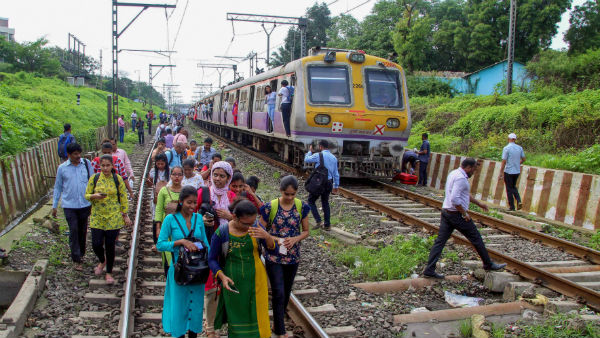 ট্রেন নং-15070