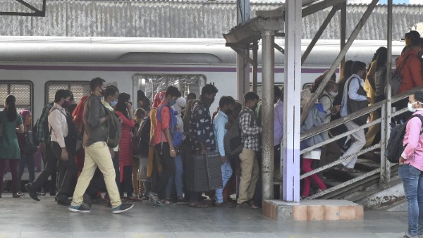 ট্রেন নম্বর- 15010 রুট