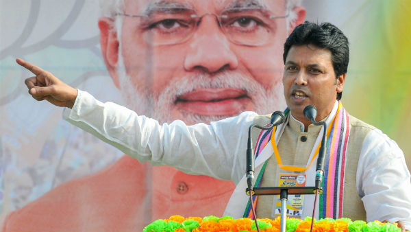 মুখ্যমন্ত্রীর নিশানা