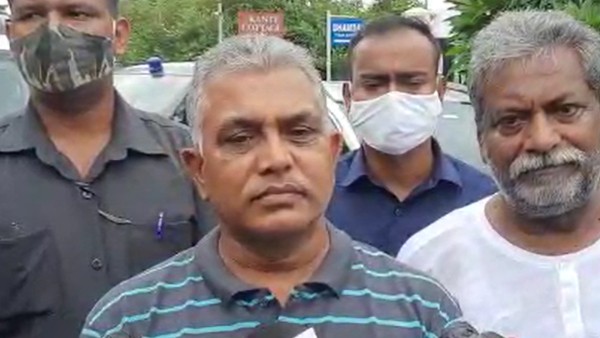 সব ব্যাপারে বিতর্ক তৈরি করা ফ্যাশন