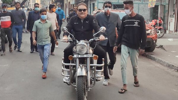 বিটি রোডে ট্রাকের ধাক্কায় গুরুতর আহত বিধায়ক মদন বিটি রোডে ট্রাকের ধাক্কায় গুরুতর আহত বিধায়ক মদন