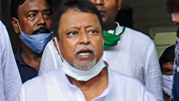 ভাবমুর্তি আর দলবদল নিয়ে চাঁছাছোলা মুকুল