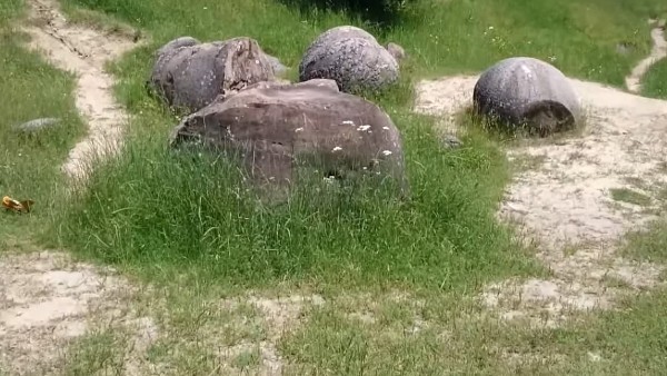 ১০ মিটার পর্যন্ত বাড়তে পারে পাথরটি