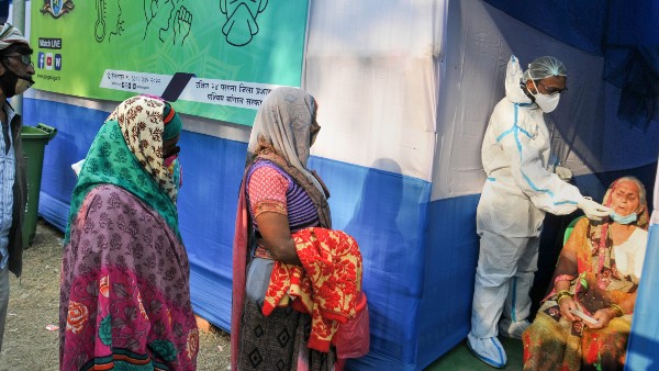 আদালতে আবেদন চিকিৎসকদের আদালতে আবেদন চিকিৎসকদের