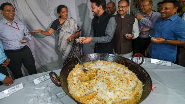 বাতিল হালুয়া অনুষ্ঠান