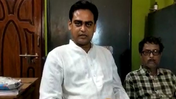 শান্তনু ঠাকুরও দায় ঝেড়ে ফেলেছেন নিজের কাঁধ থেকে