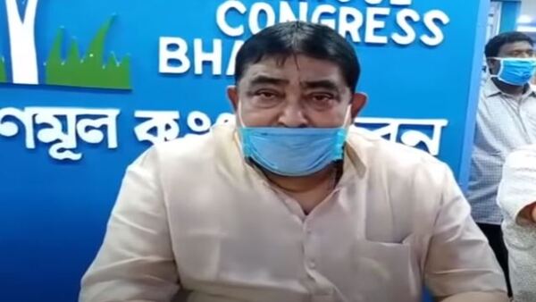 অনুব্রতকে রক্ষাকবচ