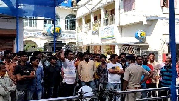 কালনায় তৃণমূলে বিদ্রোহ