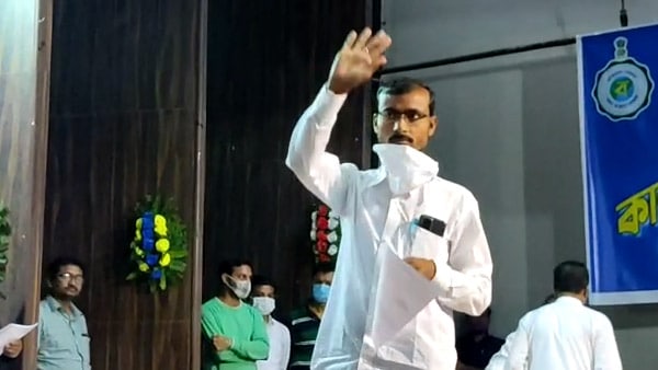 কাউন্সিলরকে বহিষ্কার