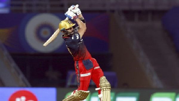 মহাকাব্যিক ইনিংসের অপেক্ষা
