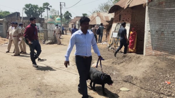 নজরে একাধিক নিচুতলার কর্মী।