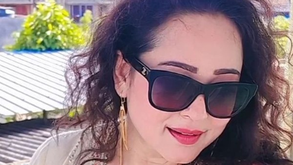 এবার একসঙ্গে জুটি বাধছে অপরাজিতা-কৌশিক, নতুন ছবি ‘কথামৃত’তে দেখা মিলবে তাঁদের এবার একসঙ্গে জুটি বাধছে অপরাজিতা-কৌশিক, নতুন ছবি ‘কথামৃত’তে দেখা মিলবে তাঁদের