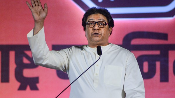 ঈদের সময়ে মসজিদের সামনে হনুমান চালিশা পড়ার নিদান, রাজ ঠাকরের বিরুদ্ধে মামলা মহারাষ্ট্র সরকারের ঈদের সময়ে মসজিদের সামনে হনুমান চালিশা পড়ার নিদান, রাজ ঠাকরের বিরুদ্ধে মামলা মহারাষ্ট্র সরকারের