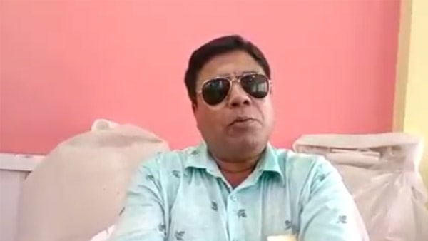 চরম হুঁশিয়ারি নিজেকে মুখ্যমন্ত্রীর ছেলে দাবি করা এই নেতার চরম হুঁশিয়ারি নিজেকে মুখ্যমন্ত্রীর ছেলে দাবি করা এই নেতার