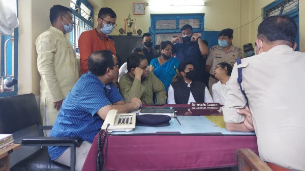 ত্রিপুরার ৫ থানায় মামলা