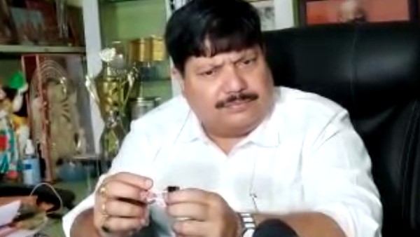 সমুদ্রের নিজস্ব শক্তি থাকলেও, মাঝি কি ক্লান্ত হয়?