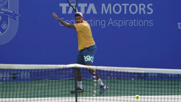 French Open: আবারও প্রমাণিত সংখ্যা ছাড়া আর কিছুই নয় বয়স, রোলাঁ গারোয় ডবলসে শেষ চারে বোপান্ন-মিডলকপ জুটি French Open: আবারও প্রমাণিত সংখ্যা ছাড়া আর কিছুই নয় বয়স, রোলাঁ গারোয় ডবলসে শেষ চারে বোপান্ন-মিডলকপ জুটি