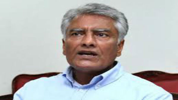 অমরিন্দর সিং-এর অপসারণের সময় থেকেই সূত্রপাত