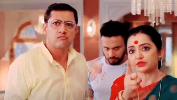 প্রথম দশে কোন মেগা: