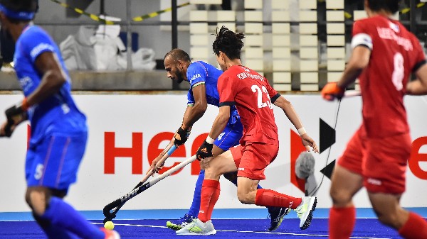 Asia Cup: ফাইনালে যাওয়া হল না ডিফেন্ডিং চ্যাম্পিয়ন ভারতের, ব্রোঞ্জ পদক জয়ের লক্ষ্যে বুধবার প্রতিপক্ষ জাপান Asia Cup: ফাইনালে যাওয়া হল না ডিফেন্ডিং চ্যাম্পিয়ন ভারতের, ব্রোঞ্জ পদক জয়ের লক্ষ্যে বুধবার প্রতিপক্ষ জাপান