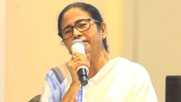 মত দিয়েছিলেন মমতাও