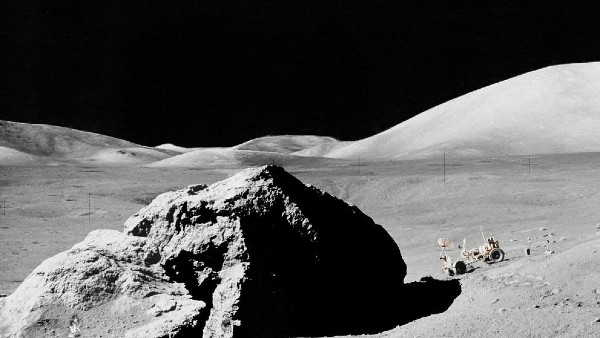 ভবিষ্যতে মহাকাশচারীদের আশ্রয়স্থল চাঁদের গুহা