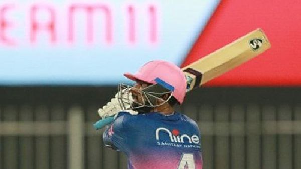 কটরেলের এক ওভারে ৫ ছক্কা