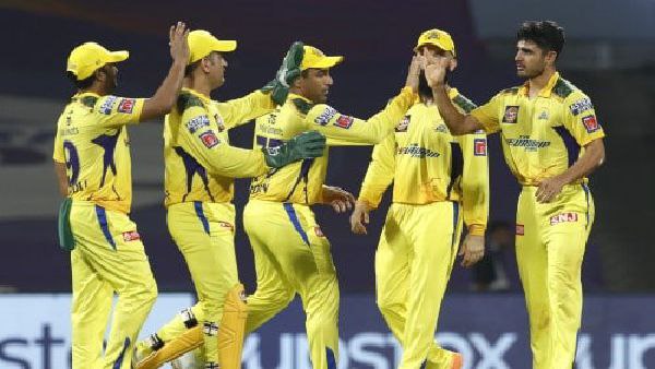 ধোনিরা ফিরছেন চেন্নাইয়ে