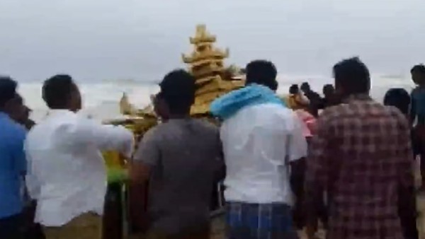 গোয়েন্দা বিভাগ কী বলছে ?