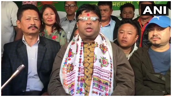 আলাদা রাজ্যের দাবি বাদ না দিয়েই হয়েছিল চুক্তি