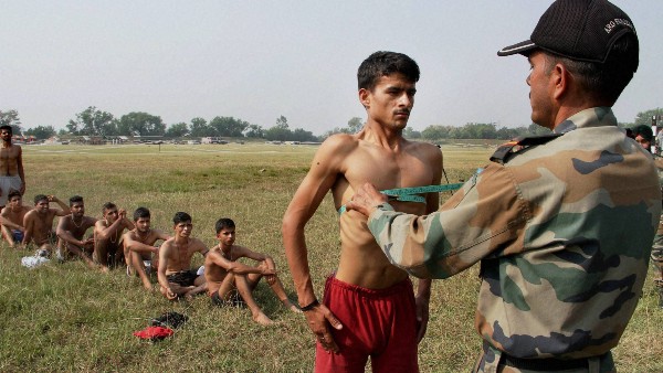 সেনাবাহিনীতে সংস্কার করেছিল চিনও