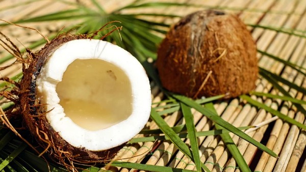 পুজোর নারকেল বা ঘন্টাধ্বনি শোনা