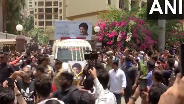 শেষশ্রদ্ধা জানাতে হাজির একাধিক শিল্পী