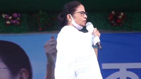 চাপের মুখে আত্ম সমালোচনার রাস্তা
